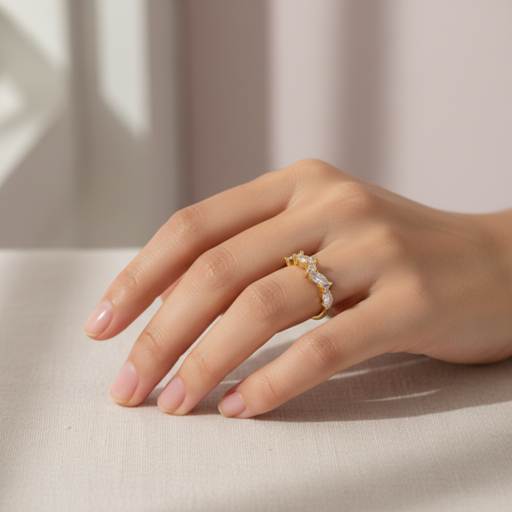 Ivée Celeste Vine Adjustable Ring