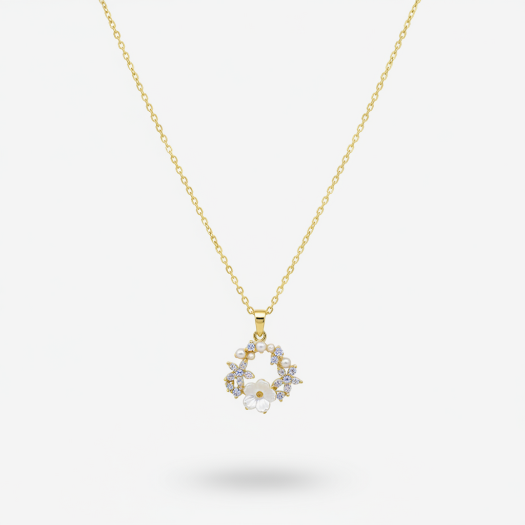 Ivée Pearl Bloom Necklace